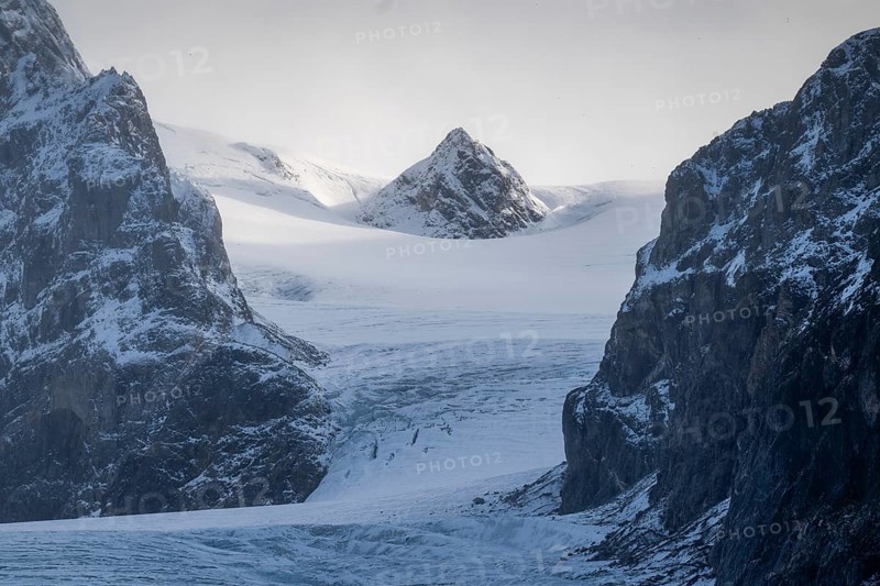 Olsokbreen Glacier