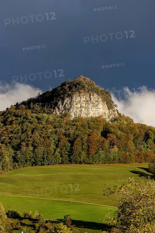 Wisner Flueh in autumn with fog rolling in