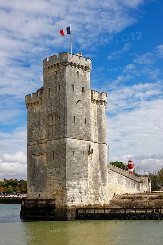 Medieval tower Tour Saint-Nicolas