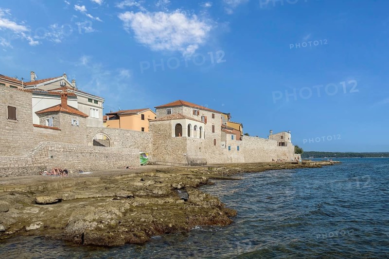 Southern city wall