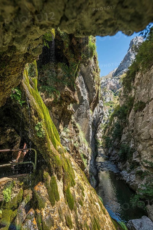 Hiking trail through the Cares Gorge