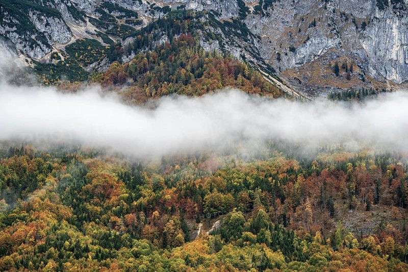 Morning atmosphere at Grundlsee