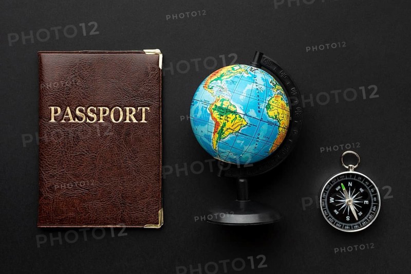 Top view passport compass arrangement