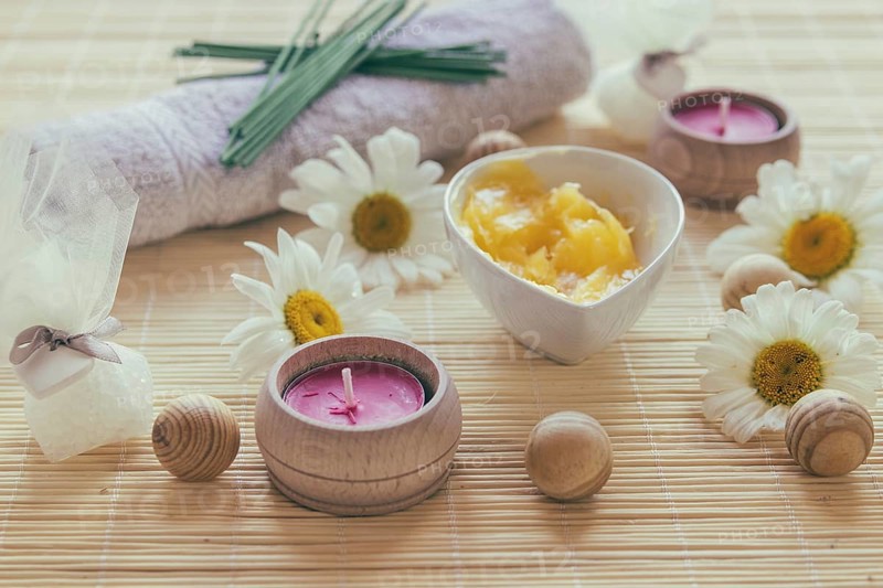 Candles bowl with shea butter
