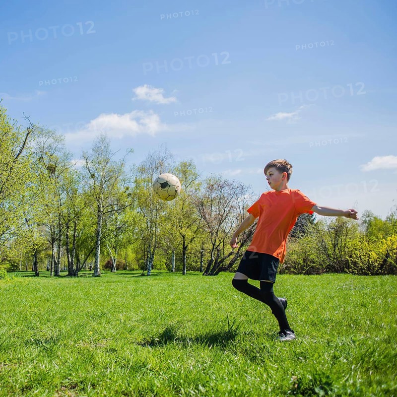 Child ready hit ball