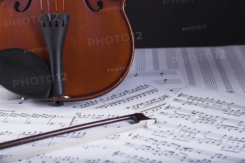 Violin standing sheet music
