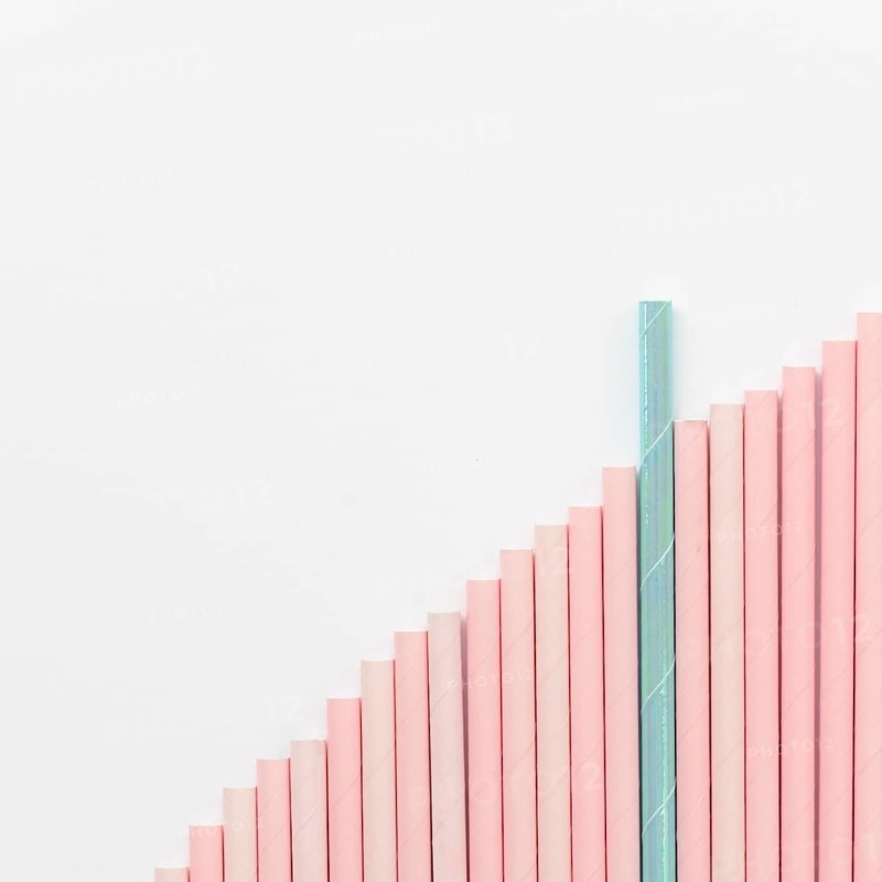 Arrangement paper straws individuality concept
