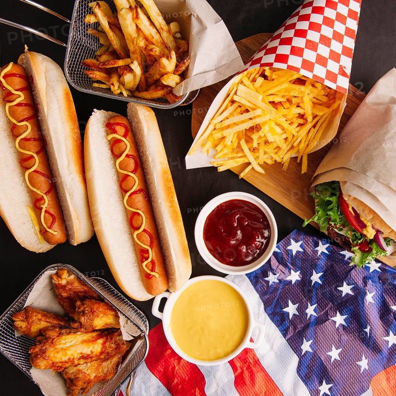 Big fast food composition