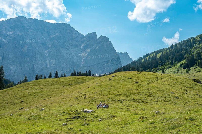 Peace and relaxation in the Karwendel mountains near the Engalmen