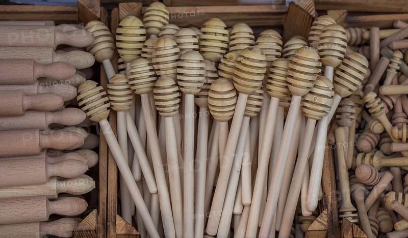Set of honey dippers made of wood