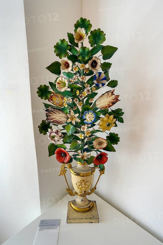 Altar bouquet painted on sheet metal around 1800