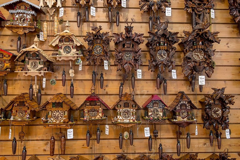 Cuckoo clocks on the shop wall