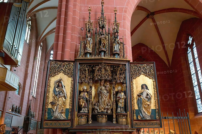 Gothic retable