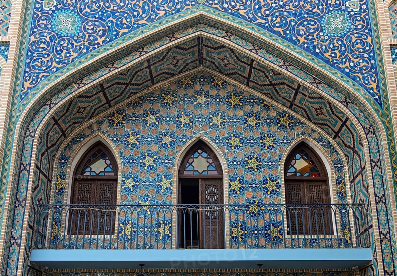 Orbeliani bath decorated with arabesques in the style of a Persian madrasa or Koran school