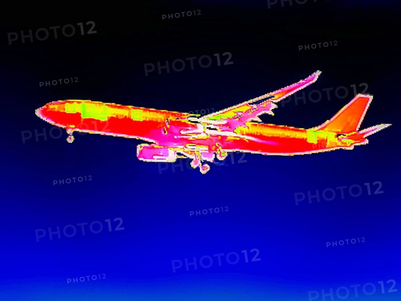 Aeroplane approaching