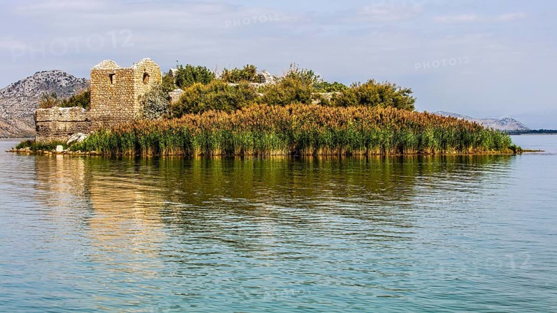 Natural paradise and national park Lake Scutari
