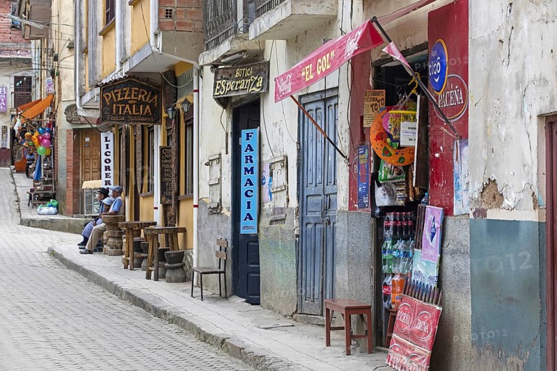 Street with shops and restaurants in Coroico