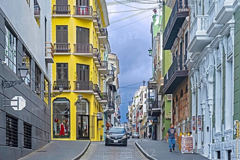 Shops and cafes in Old San Juan