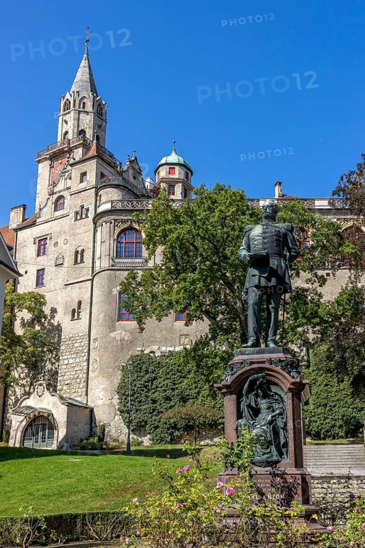 Monument to Prince Karl Anton von Hohenzollern and Hohenzollern Castle Sigmaringen in the background