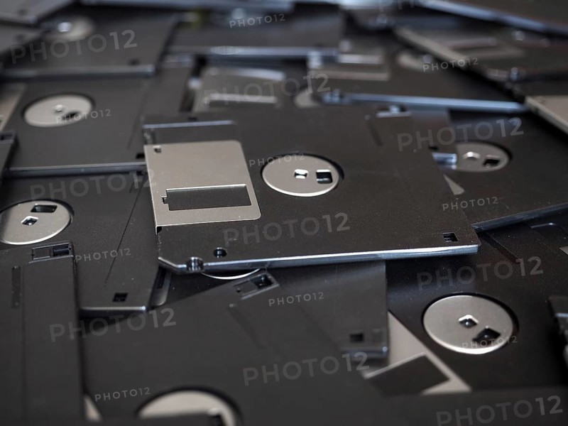 Magnetic disc aka diskette