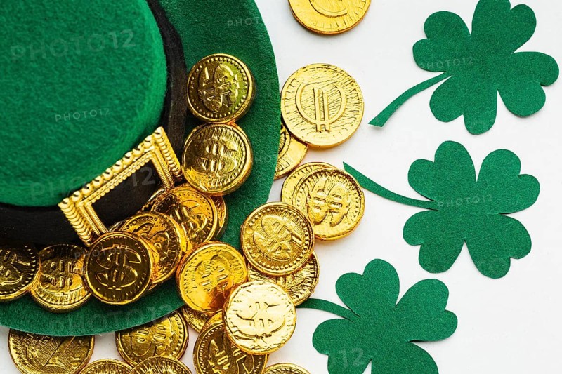 Top view hat coins shamrocks