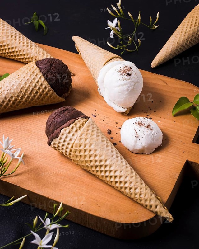Wooden board with ice cream cone