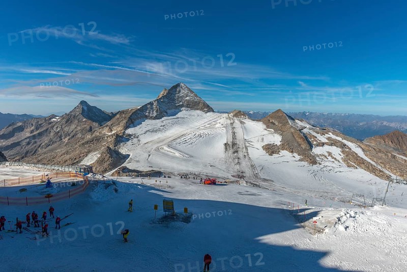 Year-round ski resort