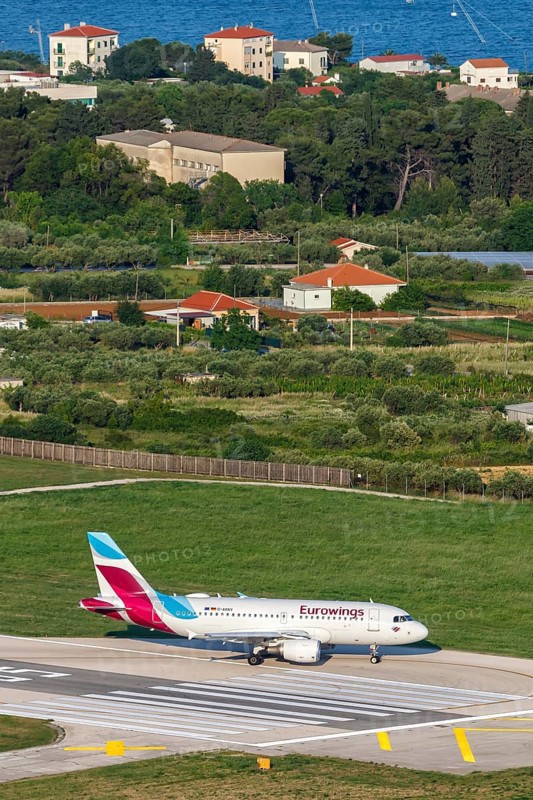 A Eurowings Airbus A319 aircraft with the registration number D-AKNV at Split Airport