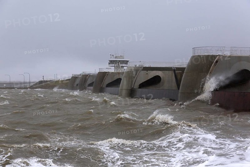 Eider barrage