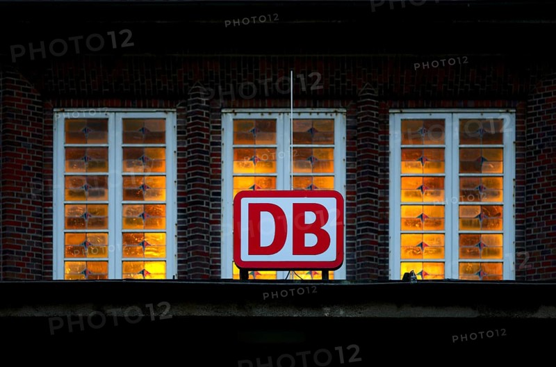 DB Deutsche Bahn logo