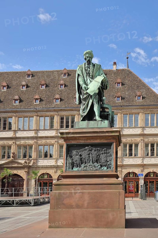 Johannes Gutenberg monument