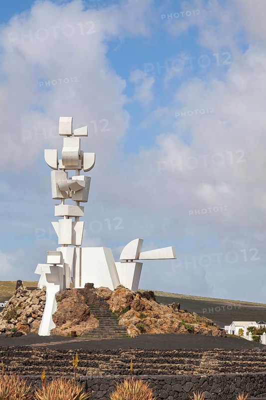 Sculpture Monumento al Campesino by the artist Cesar Manrique