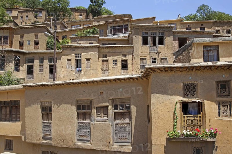 Interconnected houses made of adobe
