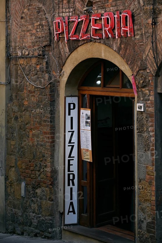 Pizzeria in Volterra