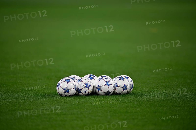 Adidas Derbystar match balls