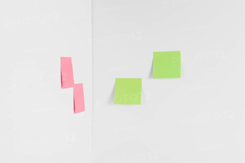 Sticky notes corner room