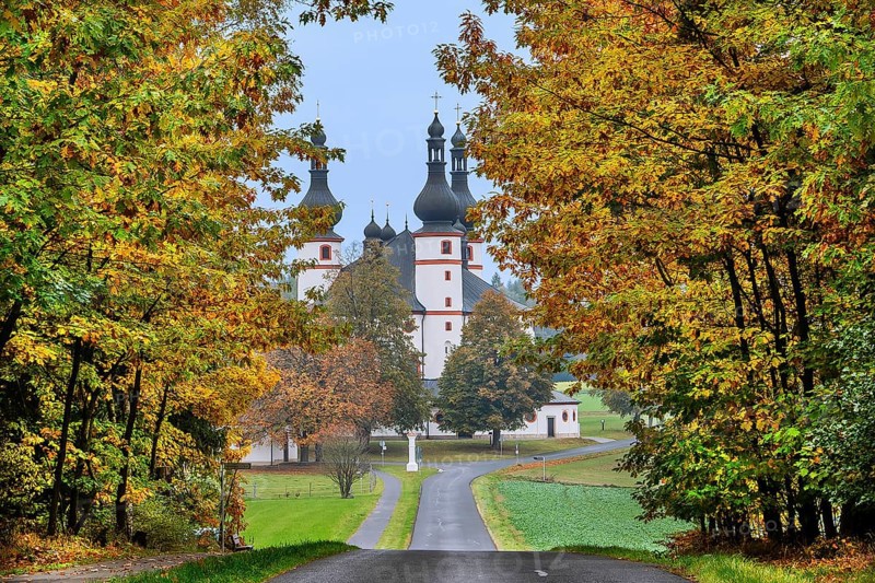 Holy Trinity Church Kappl in the district of Kappl in autumn