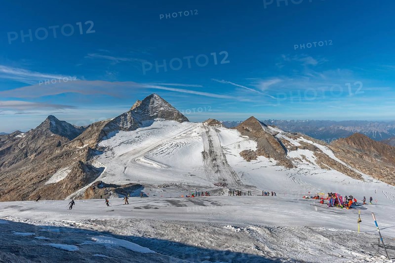 Year-round ski resort