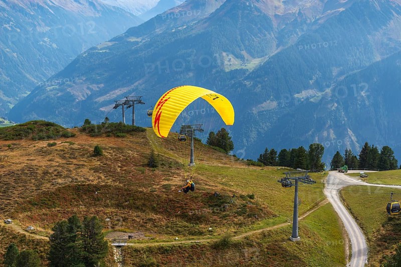Tandem paragliding flight