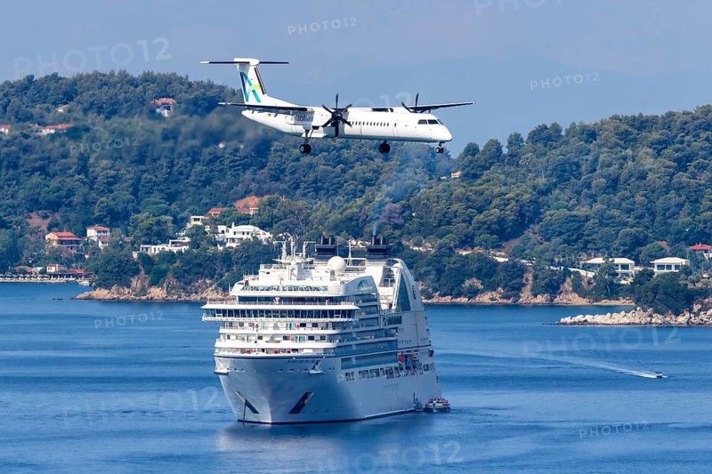 A De Havilland Dash 8 Q400 aircraft of Avanti Air with the registration D-AASH at Skiathos Airport