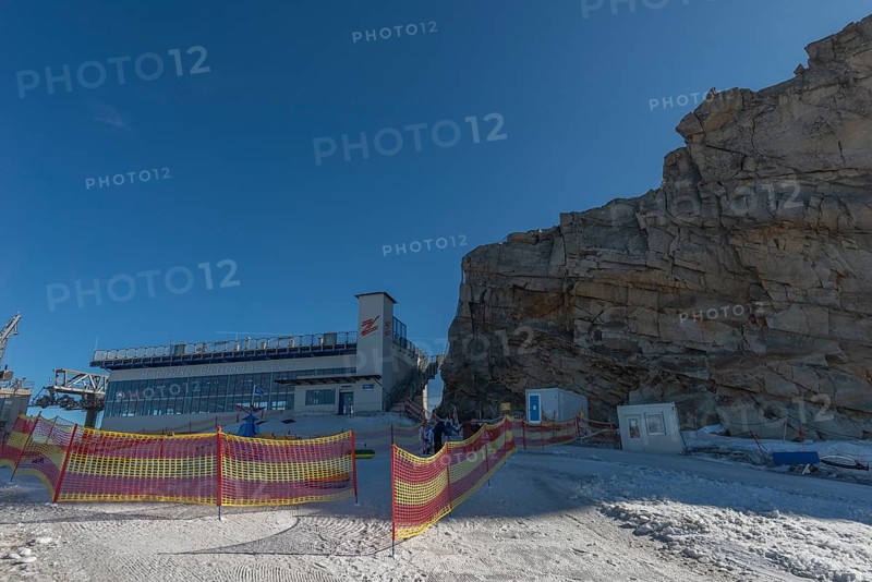 Year-round ski resort