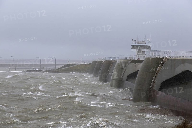 Eider barrage