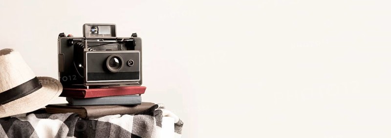 Old camera frame with copy space