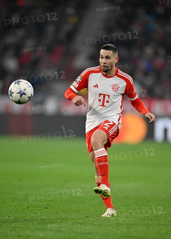 Raphael Guerreiro FC Bayern Munich FCB