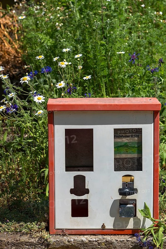 Chewing gum vending machine from the 1950s