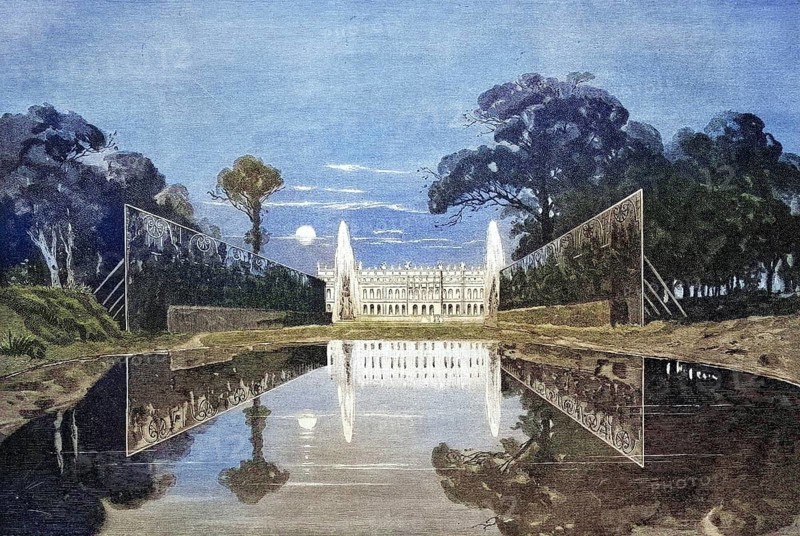 The Latona grounds with the central wing of Herrenwoerth Castle