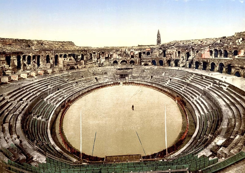 Arenes de Nimes is a Roman amphitheatre