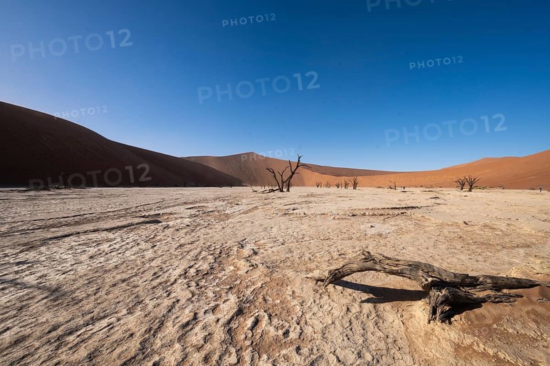 Dunes in Deadvlei