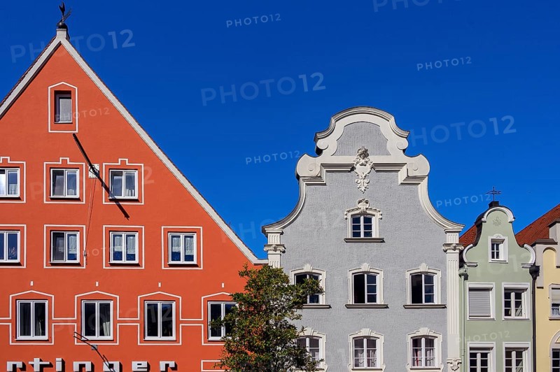 Various gable forms in Maximilianstrasse