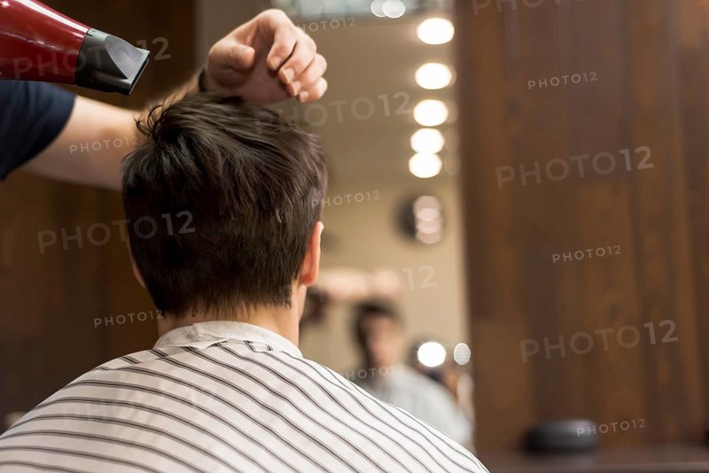 Back view man barbershop